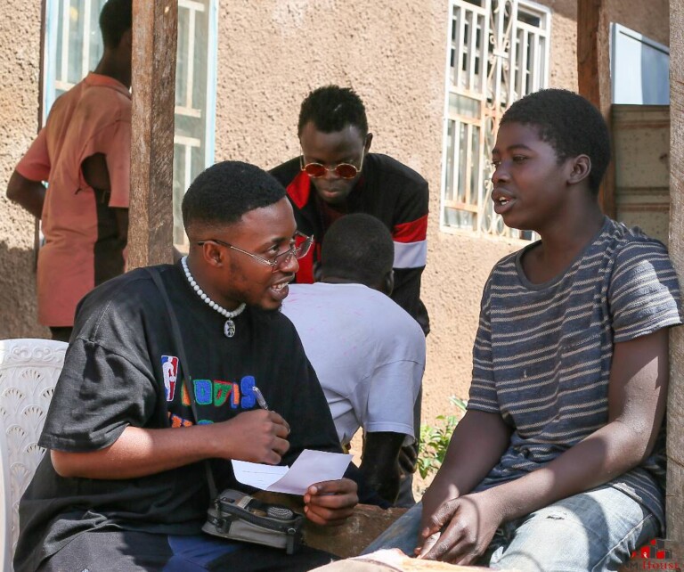 eb8b1885-74e2-49cd-8361-410c6ec31f64